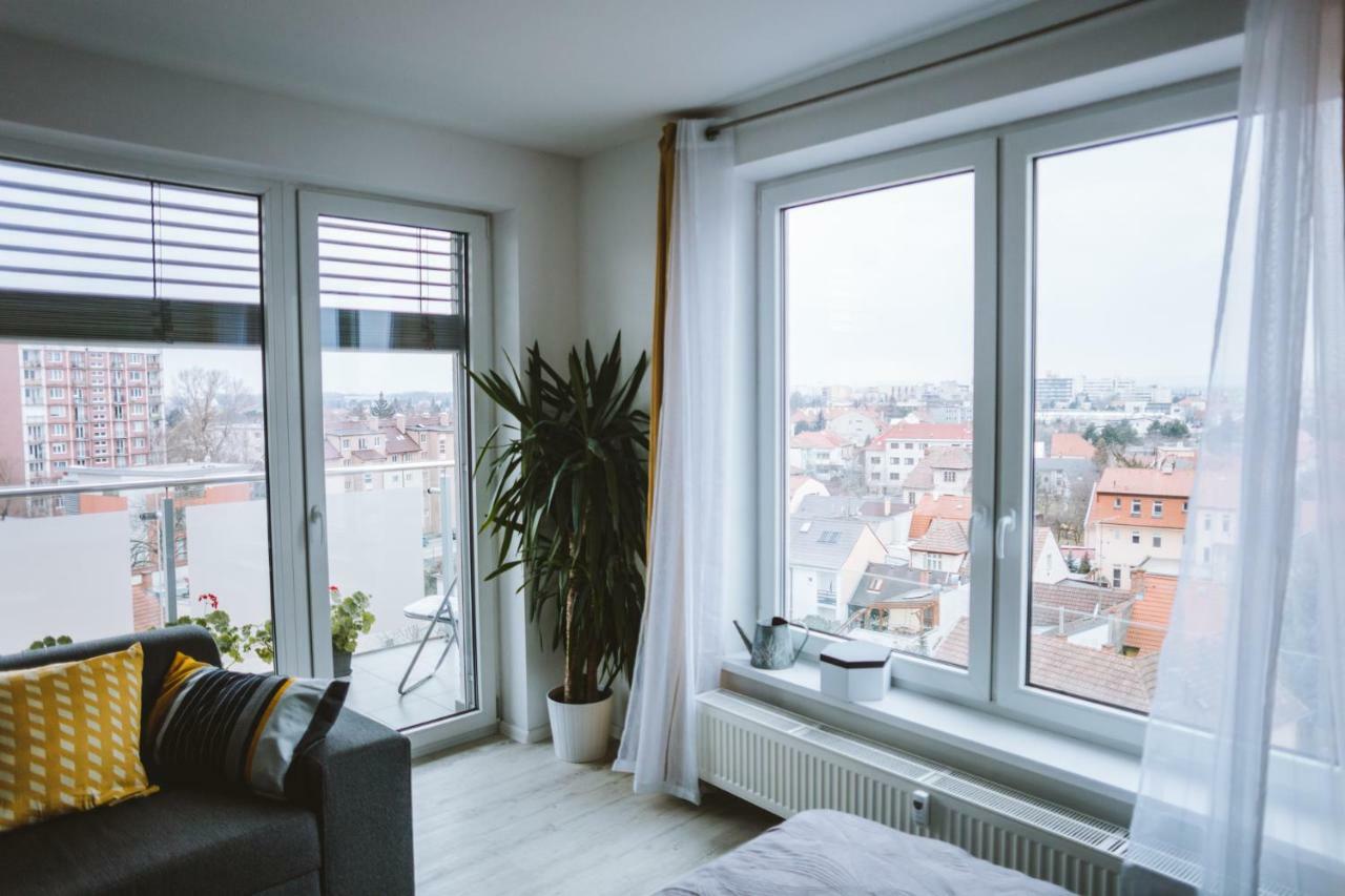 Design Apartment, The City Centre Close To The Health Spa Piest'any Extérieur photo